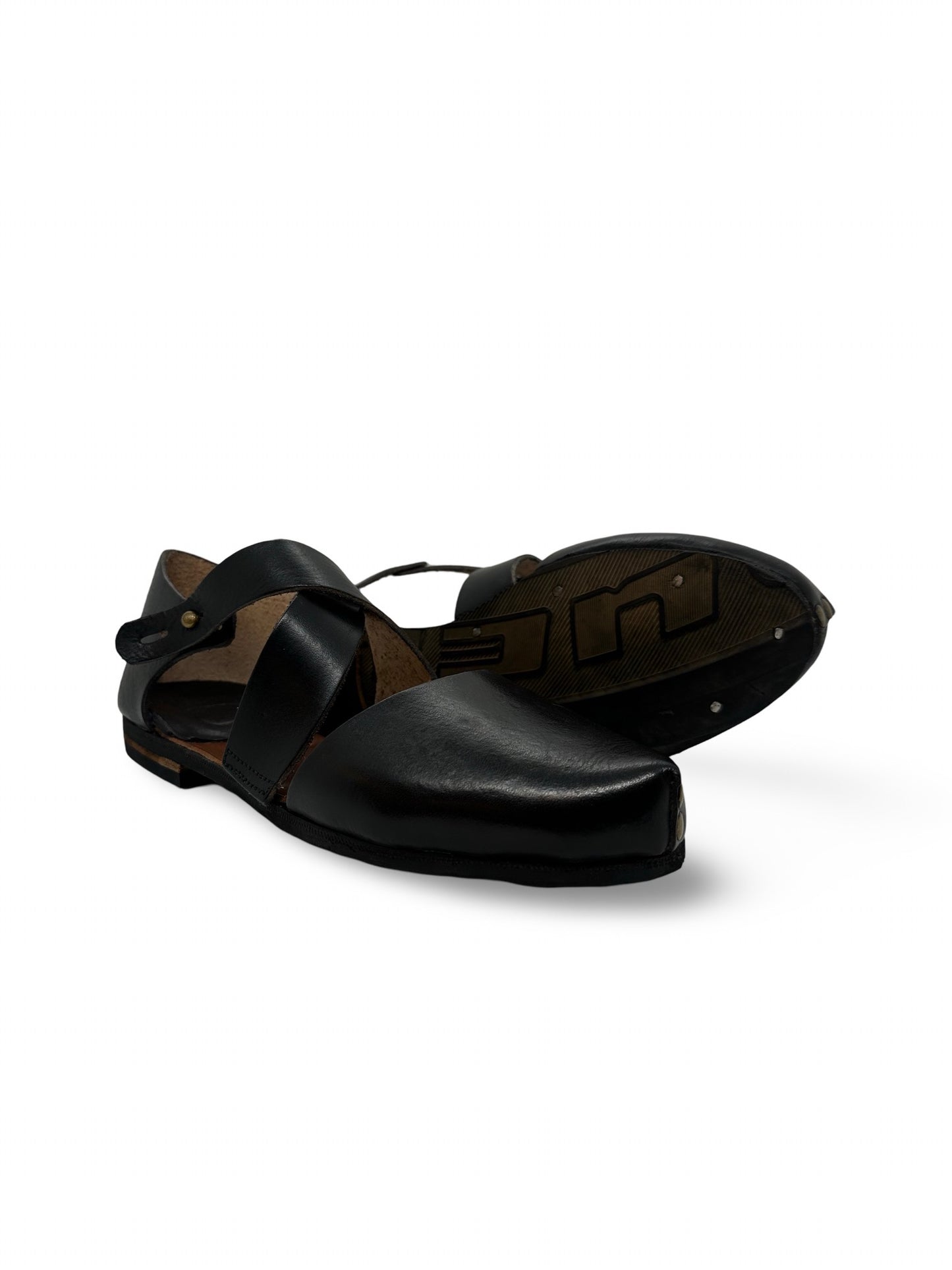 shoe 39