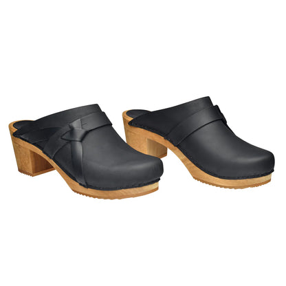 Manuella Women's in Black