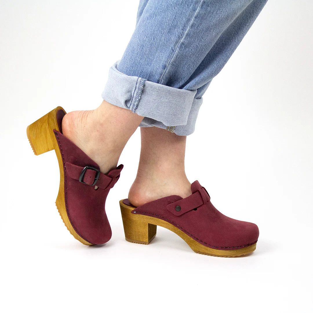 Malulo Women's in Deep Red